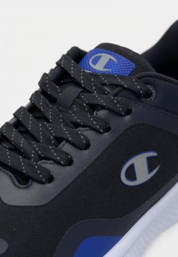 Тренировочные кроссовки