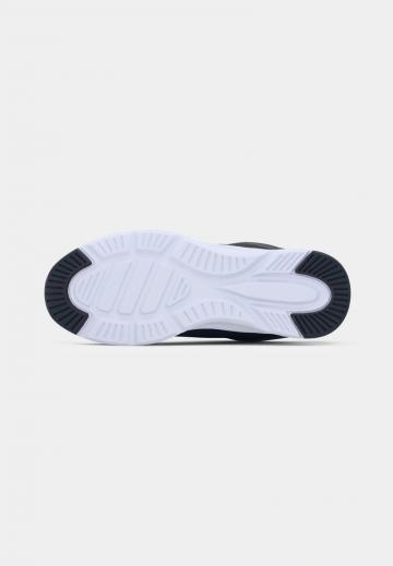 Тренировочные кроссовки