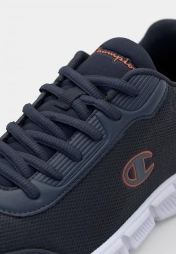 Тренировочные кроссовки