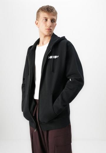 Брюки с накладными карманами