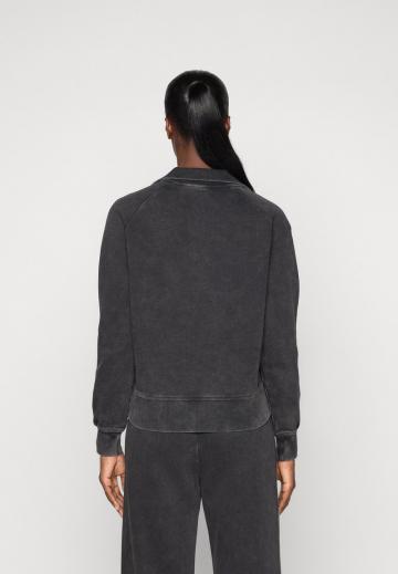 Спортивная толстовка