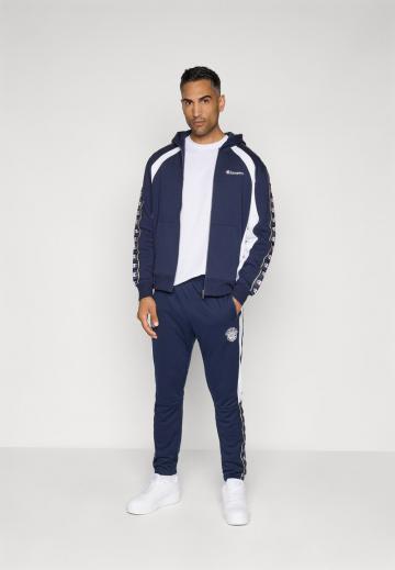 Спортивная кофта