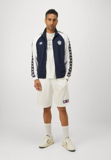 Спортивная куртка