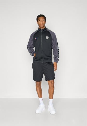 Спортивная куртка