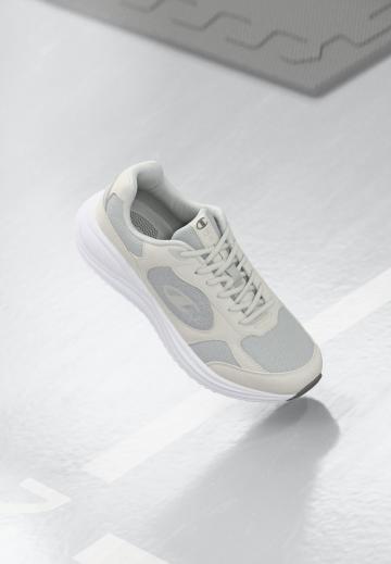 Тренировочные кроссовки