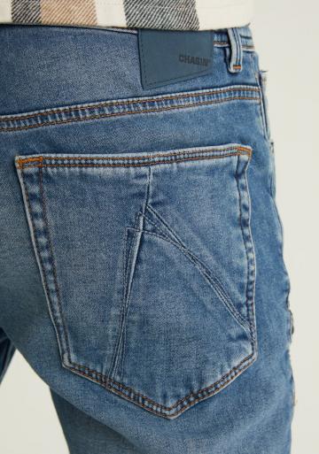 Узкие джинсы