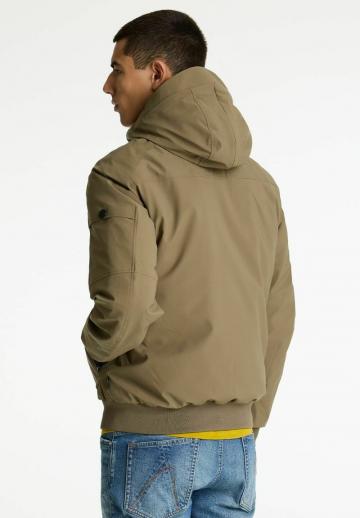 Зимняя куртка