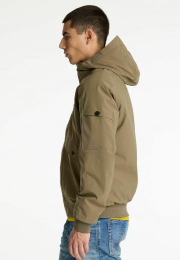 Зимняя куртка