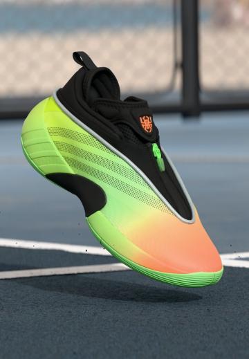 Баскетбольные кроссовки