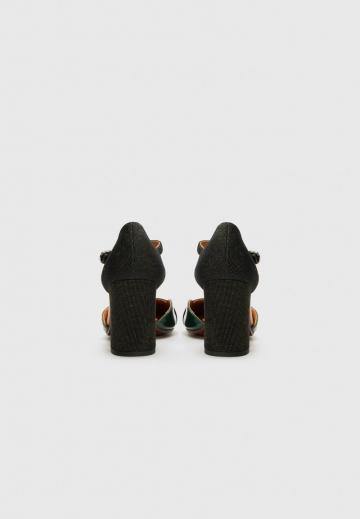 Туфли с ремешком