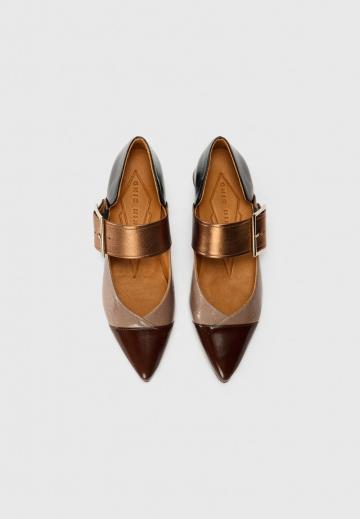 Туфли с ремешком