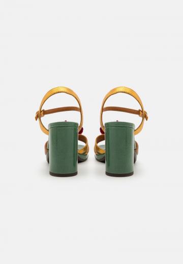 Гандбольные кроссовки