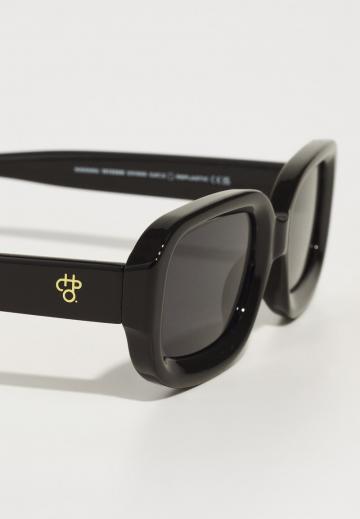 Солнечные очки