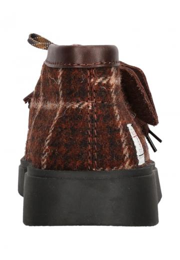 Ботинки на шнуровке