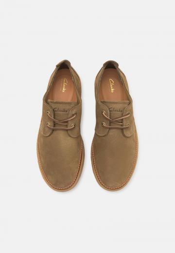 Ботинки на шнуровке