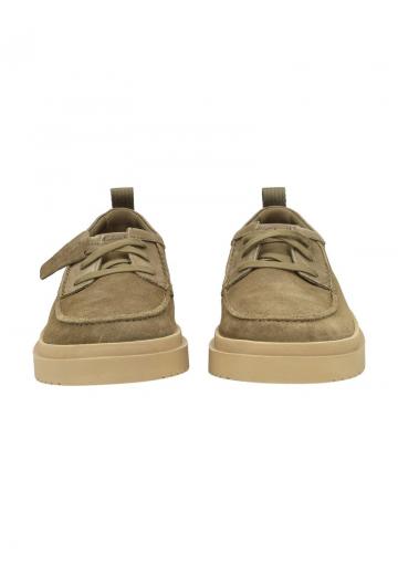 Ботинки на шнуровке