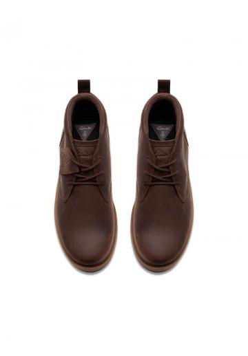 Ботинки на шнуровке