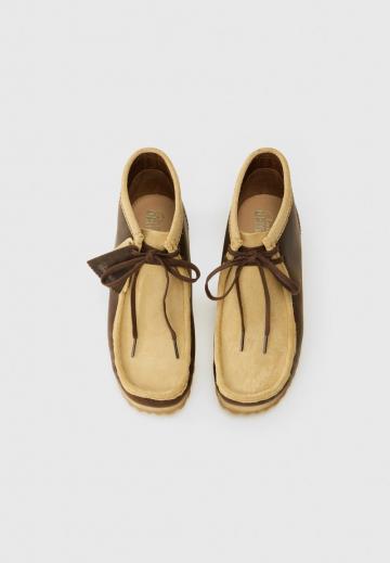 Ботинки на шнуровке