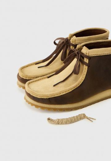 Ботинки на шнуровке