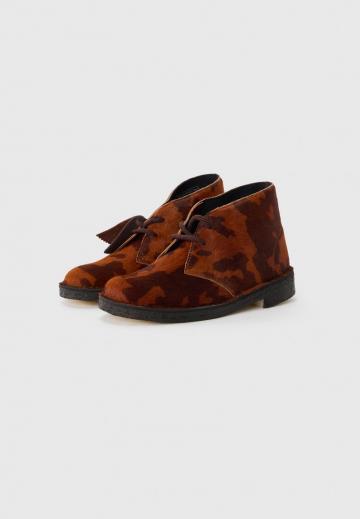 Ботинки на шнуровке