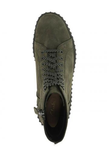 Ботинки на шнуровке