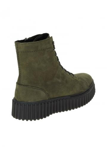 Ботинки на шнуровке