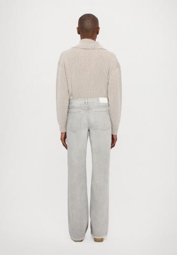 Джинсы бойфренда