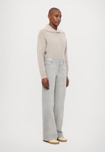 Джинсы бойфренда