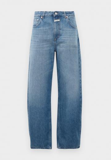 Джинсы бойфренда