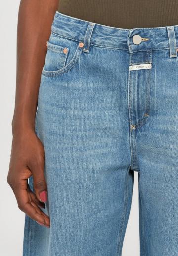 Джинсы бойфренда