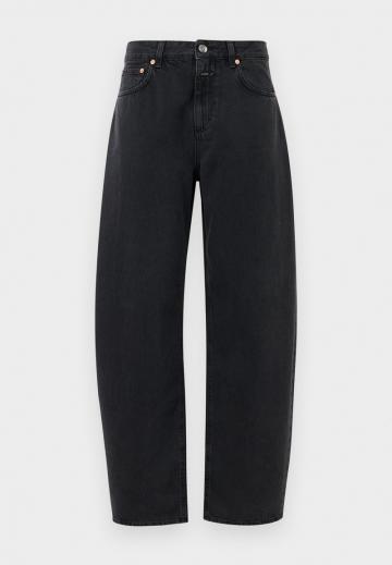 Джинсы бойфренда