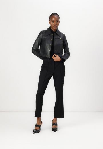 Короткая куртка