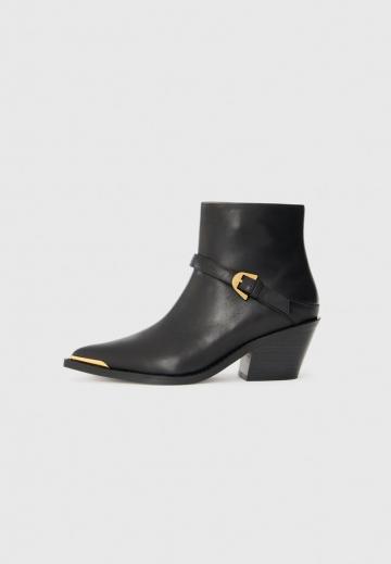 Ковбойские сапожки