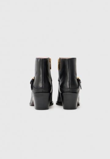 Ковбойские сапожки