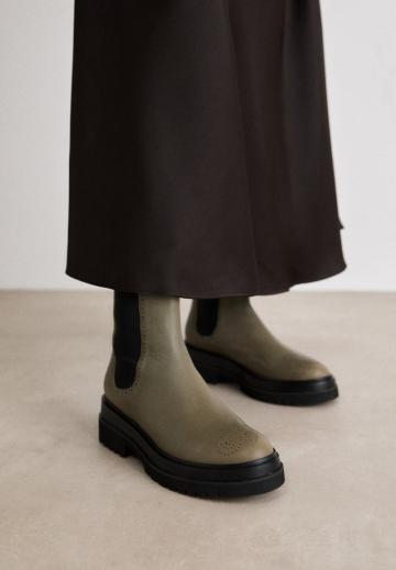 Ботинки челси