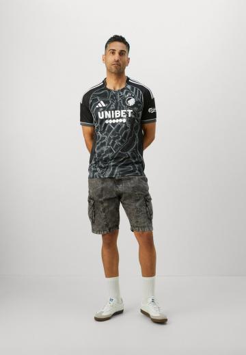 Спортивная форма