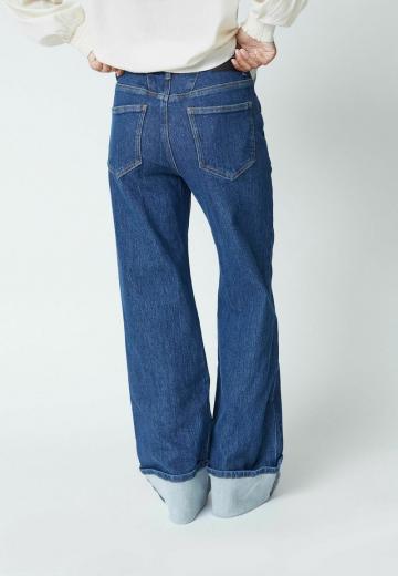 Джинсы