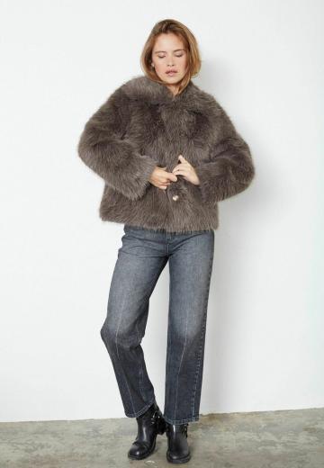 Зимняя куртка