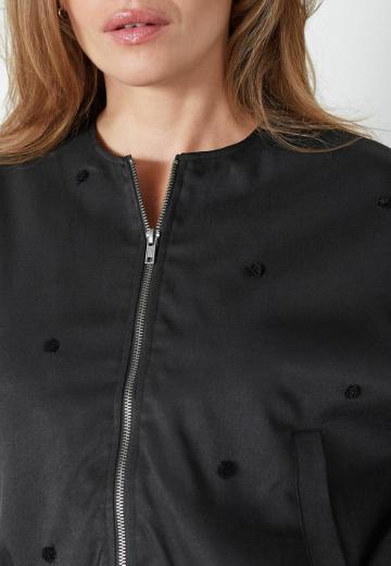 Короткая куртка