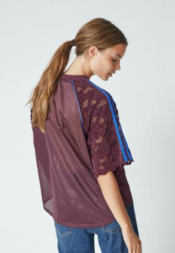 Кружевная блузка