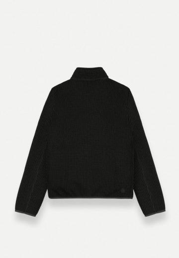 Вязаная кофта