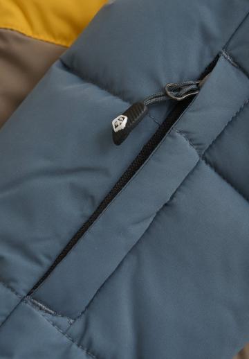 Спортивная куртка