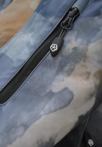 Спортивная куртка