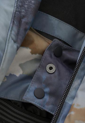 Спортивная куртка