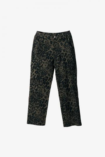 Брюки с накладными карманами