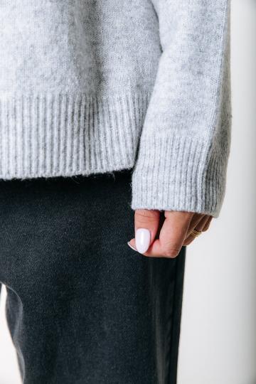 Пуловер с капюшоном