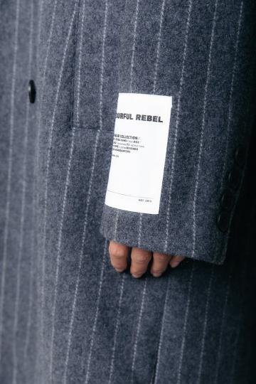 Шерстяное пальто