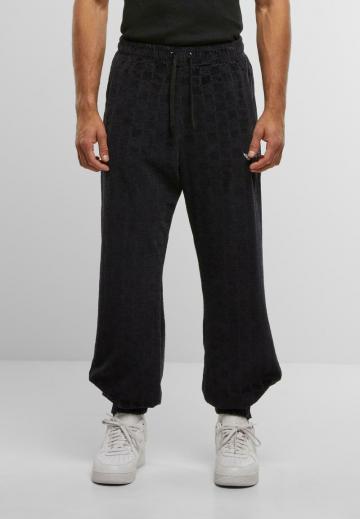 Спортивные штаны