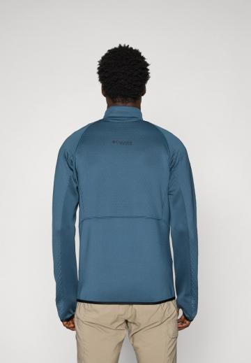 Спортивная кофта