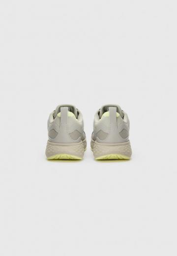 Походная обувь